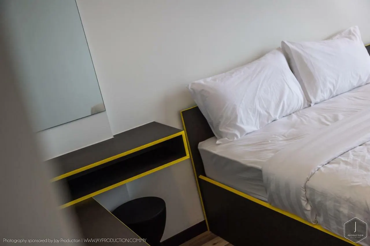 Arte S By Fifi Suites